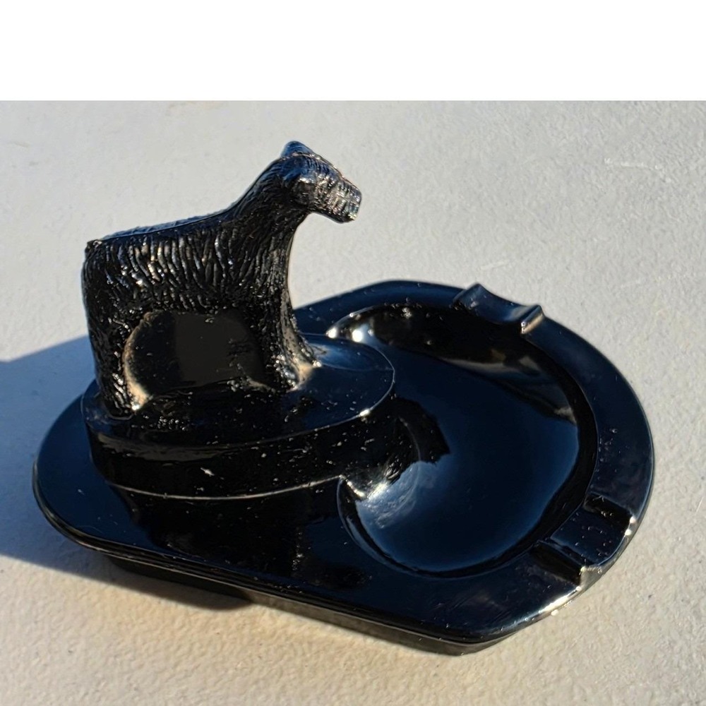 Vtg Scottie Dog Ashtray Art Deco Figural Terrier Schnauzer Black glass LE Smith
